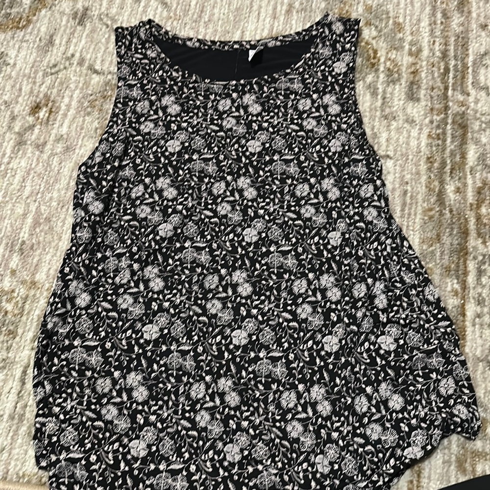 Old Navy Tank top